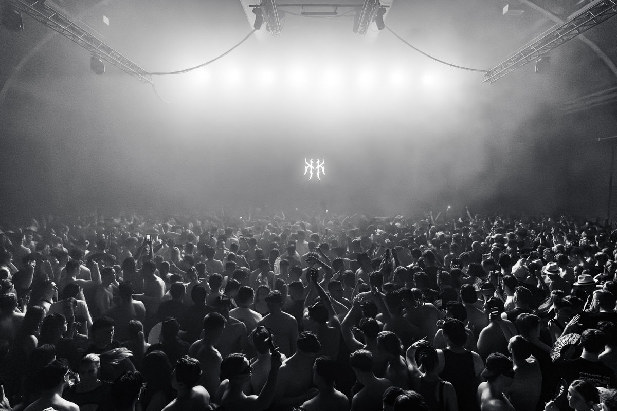 Loading... just a sec